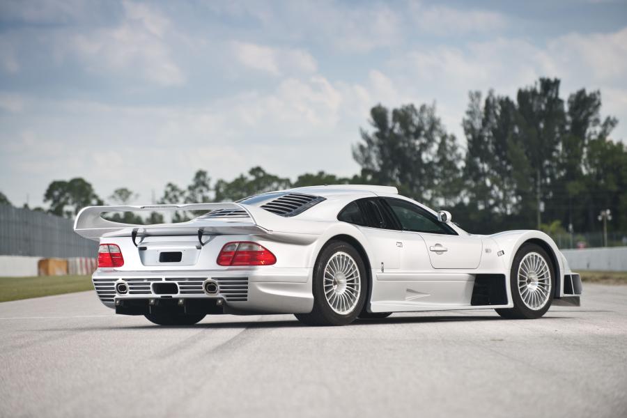  Mercedes-Benz CLK GTR 1998 года  (фото 3 из 33)